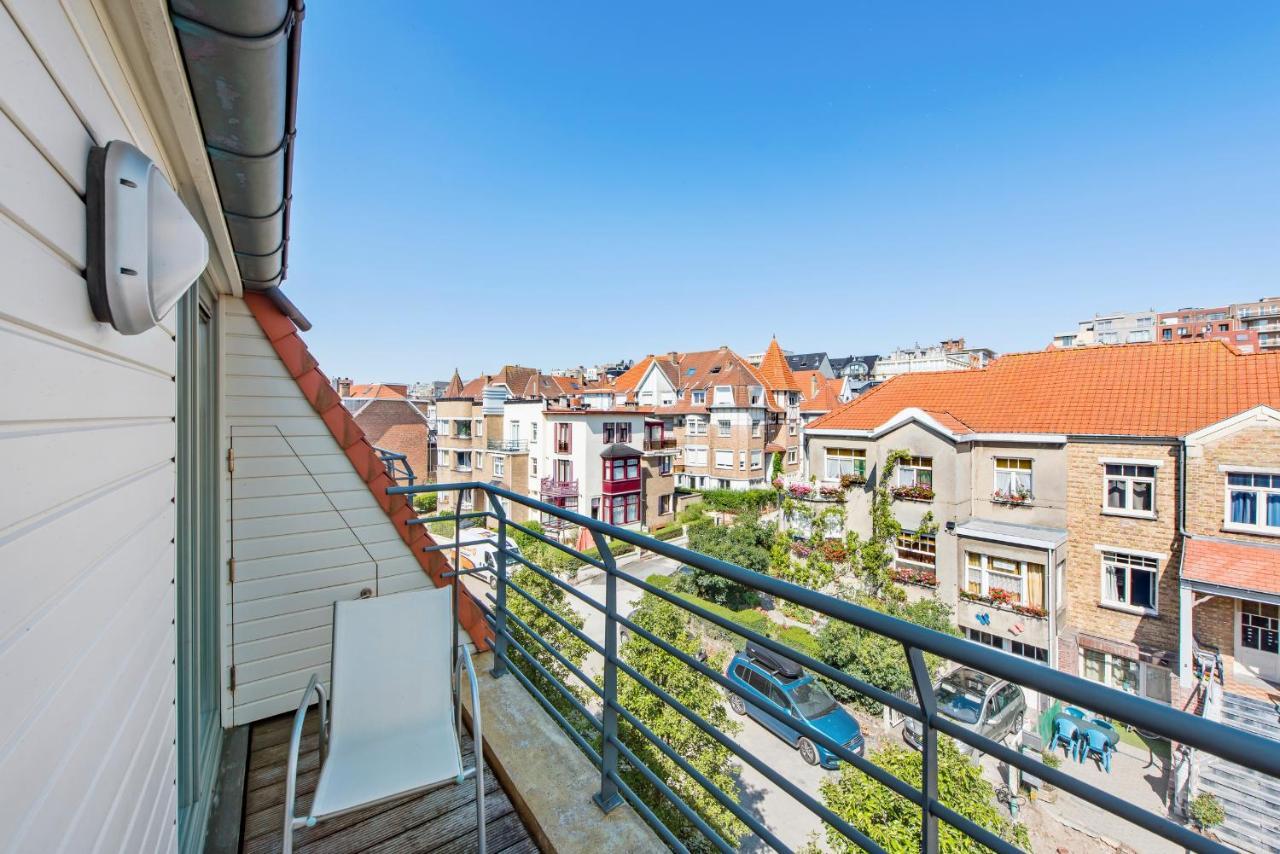 Bright Apartment With 2 Terraces In De Panne Exterior foto